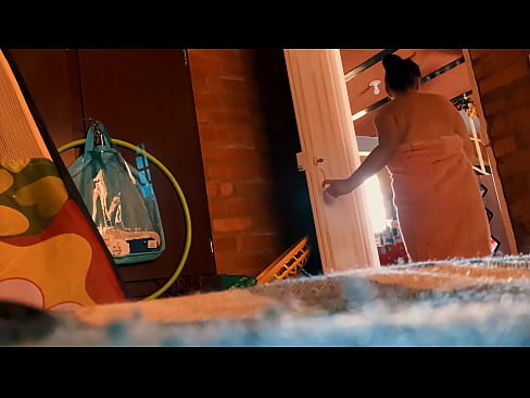 ❤️ मेरो काका मलाई नुहाउने क्रममा पछ्याउँछन्, म नुहाउँदा उहाँले मलाई चुदाउनुहुन्छ। ☑  हामी मा  ❌️