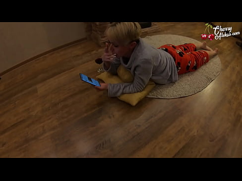 ❤️ पागल गोरा चुस्दै ठूलो डिक चुस्दै र यसमा उछाल गर्दै - गुदा सेक्स ☑  हामी मा  ❌️