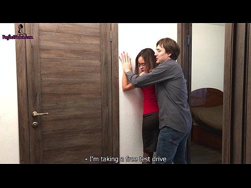 ❤️ सेक्सी रियाल्टरले आफ्नो अपार्टमेन्ट बेच्दा उनको बिल्लीलाई कामुकतापूर्वक झटका दिन्छ र चुदाउँछ - Krempai ☑  हामी मा  ❌️